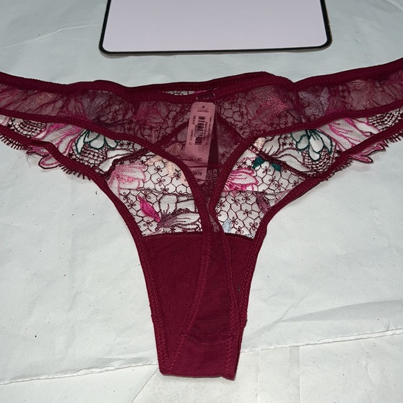 (XL) Victoria's Secret Very Sexy THONG Panty - Picture 10 of 12